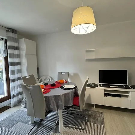 Modern With Direct Access Apartament *