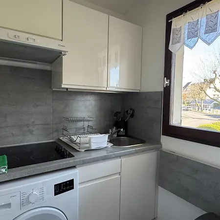 Apartament Modern With Direct Access