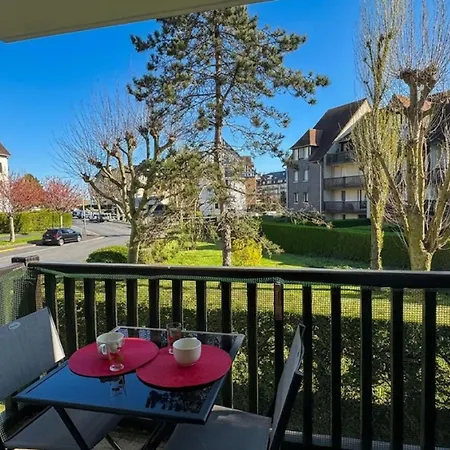 Modern With Direct Access Lägenhet Cabourg